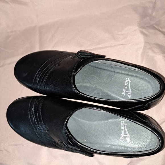 Shoes - Picture 9 of 9